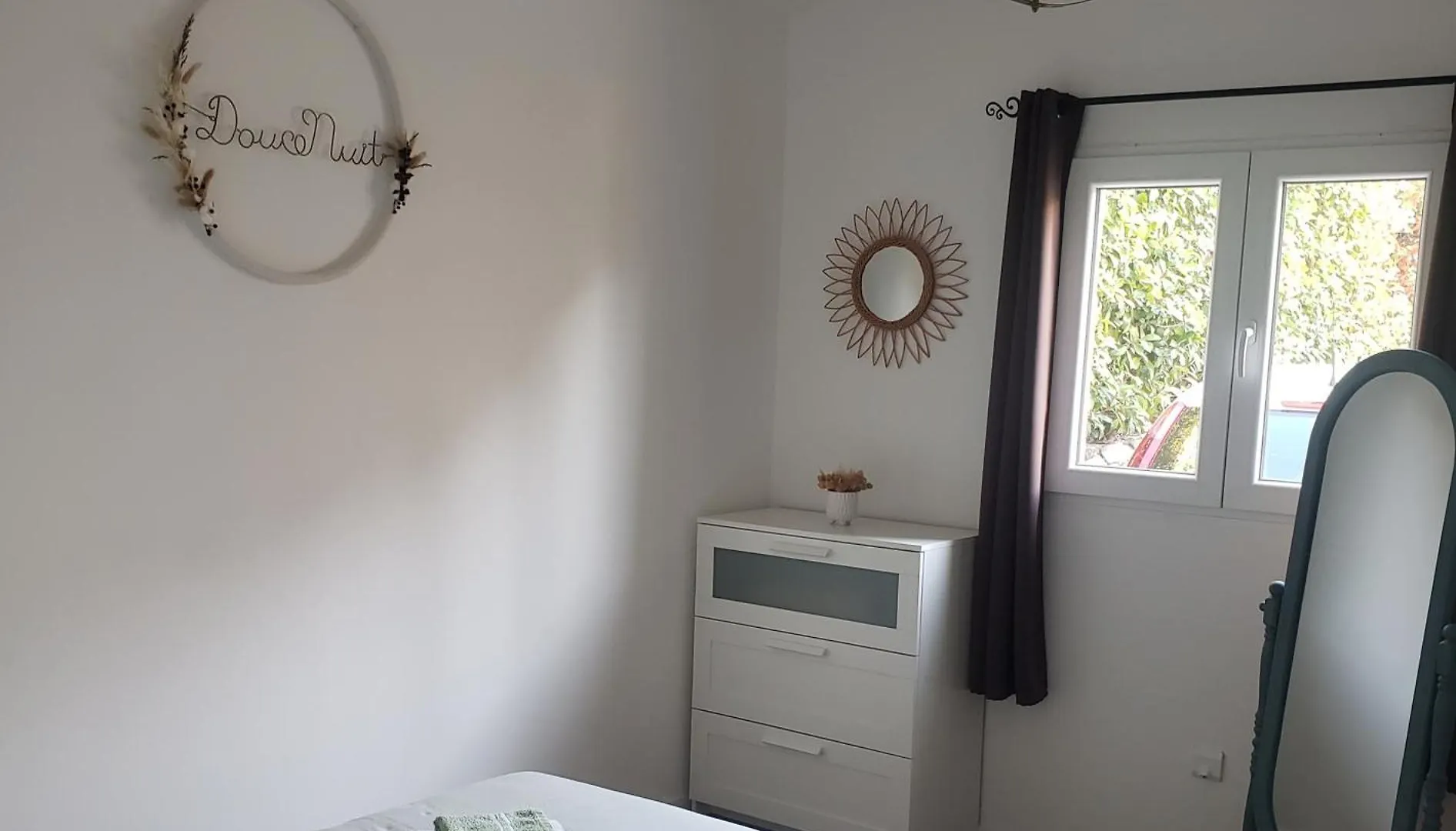 Maisonnette Au Coeur De Lauris 0*,